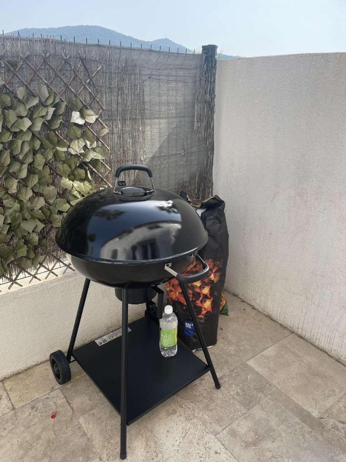 Appartement Neuf, 2 Chambres, Terrasse Plein Sud A 생트막시메 외부 사진